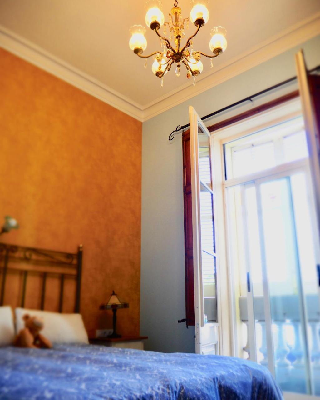 Privat Hotel Liberty 시체스 외부 사진